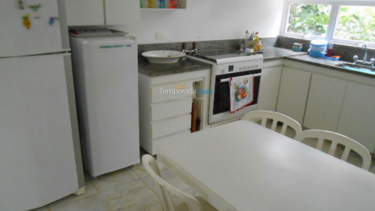 Casa para aluguel de temporada em São Sebastião (Toque Toque Pequeno)