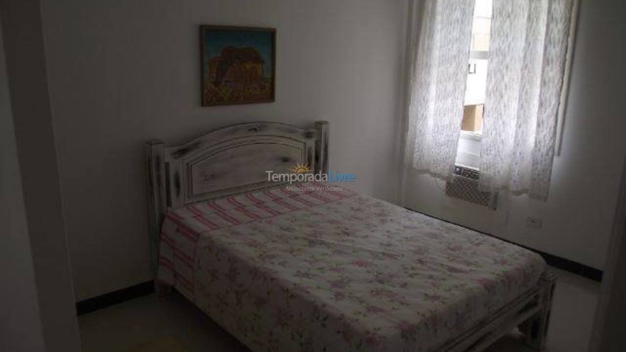 Apartamento para aluguel de temporada em Guarujá (Jardim São Miguel)