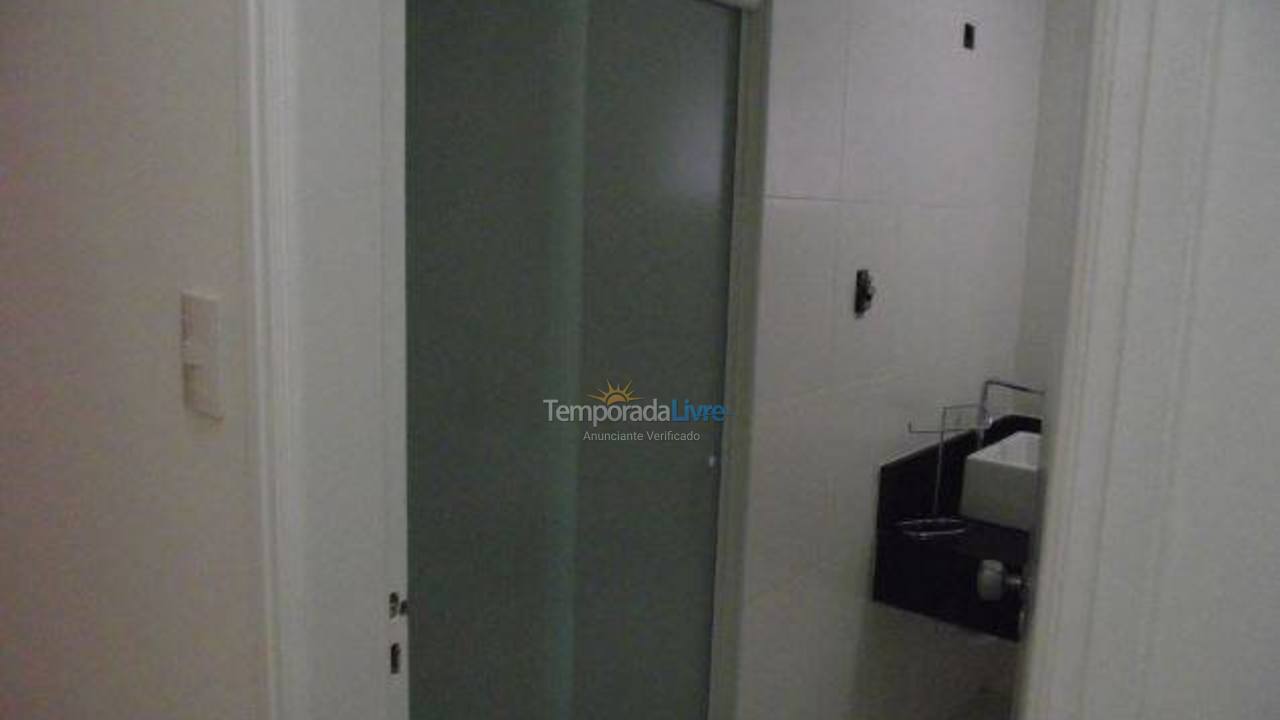 Apartamento para aluguel de temporada em Guarujá (Jardim São Miguel)
