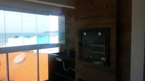 LEAUTIFUL APARTMENT C / P VIEW / SEA 3 BEDROOMS 2 VACANCIES