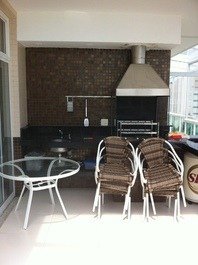 Penthouse with Jacuzzi and BBQ P / Season