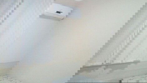 LINDO APARTAMENTO 02 DORMITÓRIOS. IMPECÁVEL!