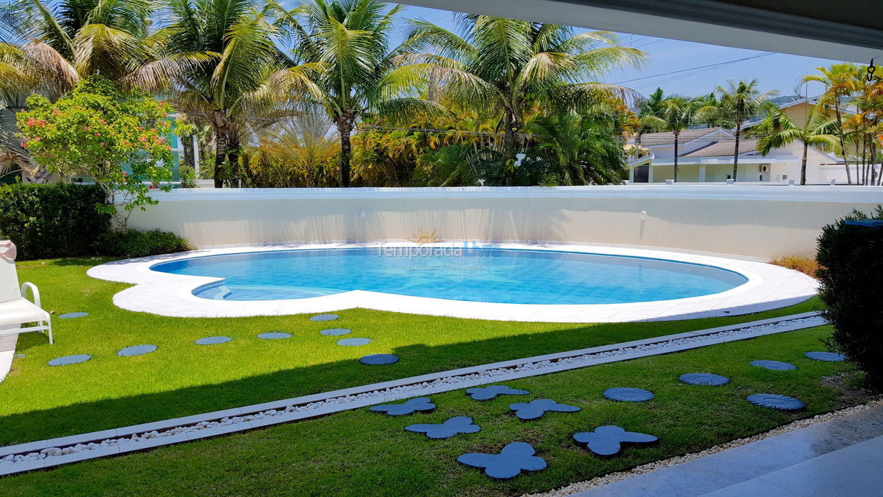 Casa para aluguel de temporada em Guarujá (Praia do Pernambuco)