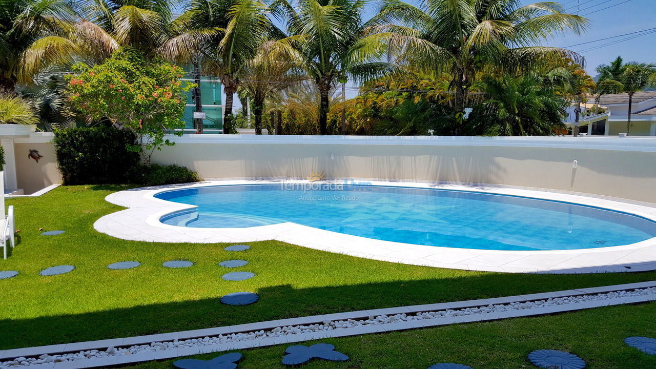 Casa para aluguel de temporada em Guarujá (Praia do Pernambuco)