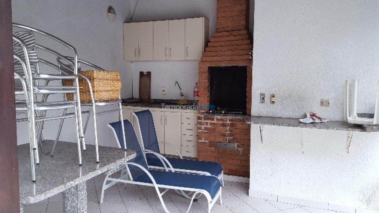 House for vacation rental in Guarujá (Praia do Pernambuco)