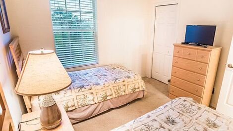 Leautiful house in Condo Oakwater Only 2.5km Disney