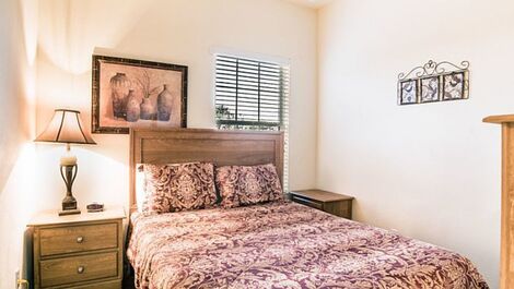 Leautiful house in Condo Oakwater Only 2.5km Disney