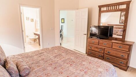 Leautiful house in Condo Oakwater Only 2.5km Disney