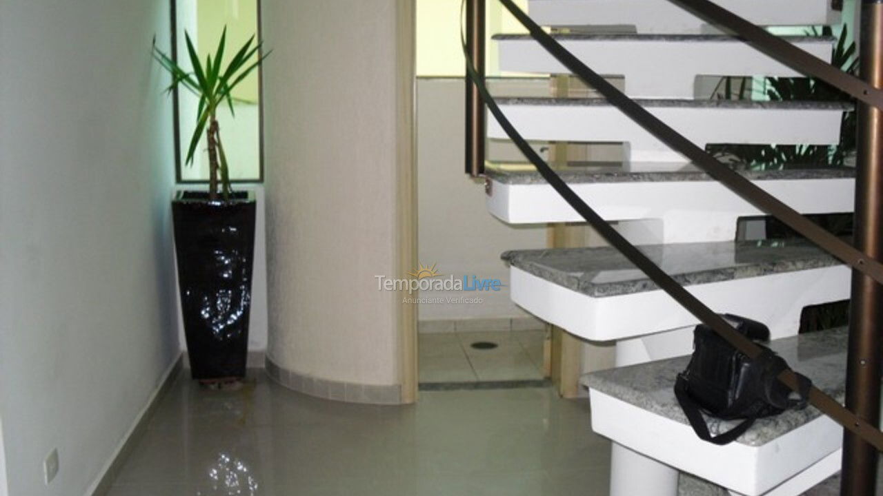 Casa para alquiler de vacaciones em Guarujá (Praia do Pernambuco)
