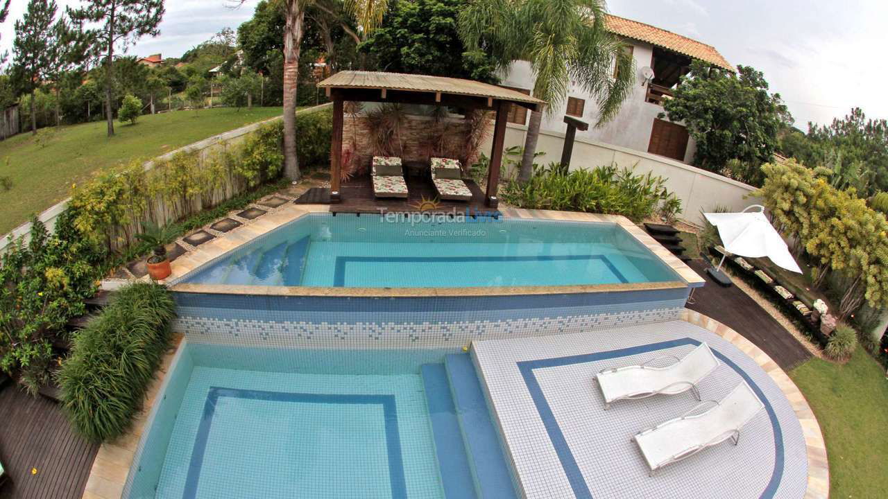 House for vacation rental in Garopaba (Praia da Ferrugem)