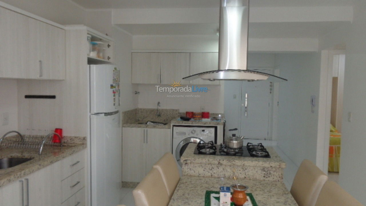 Apartamento para aluguel de temporada em Balneário Camboriú (Praia Central)