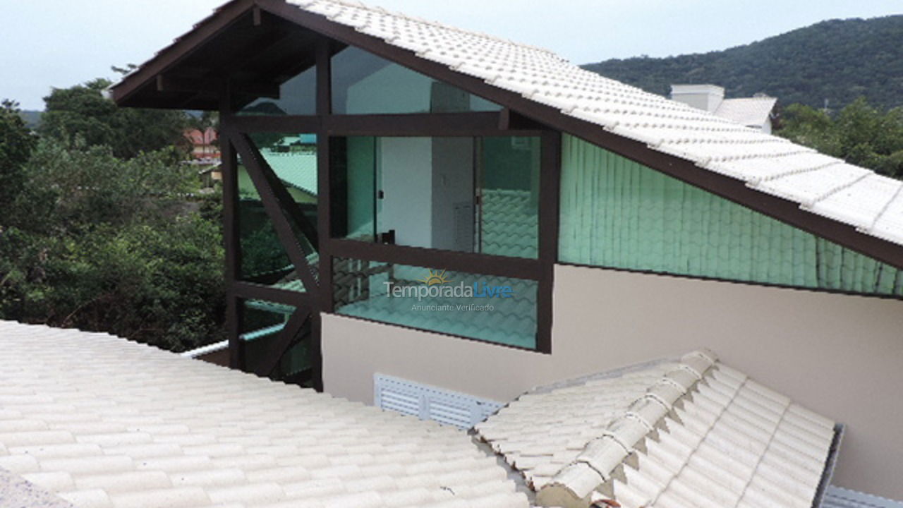 Casa para aluguel de temporada em Bombinhas (Mariscal)