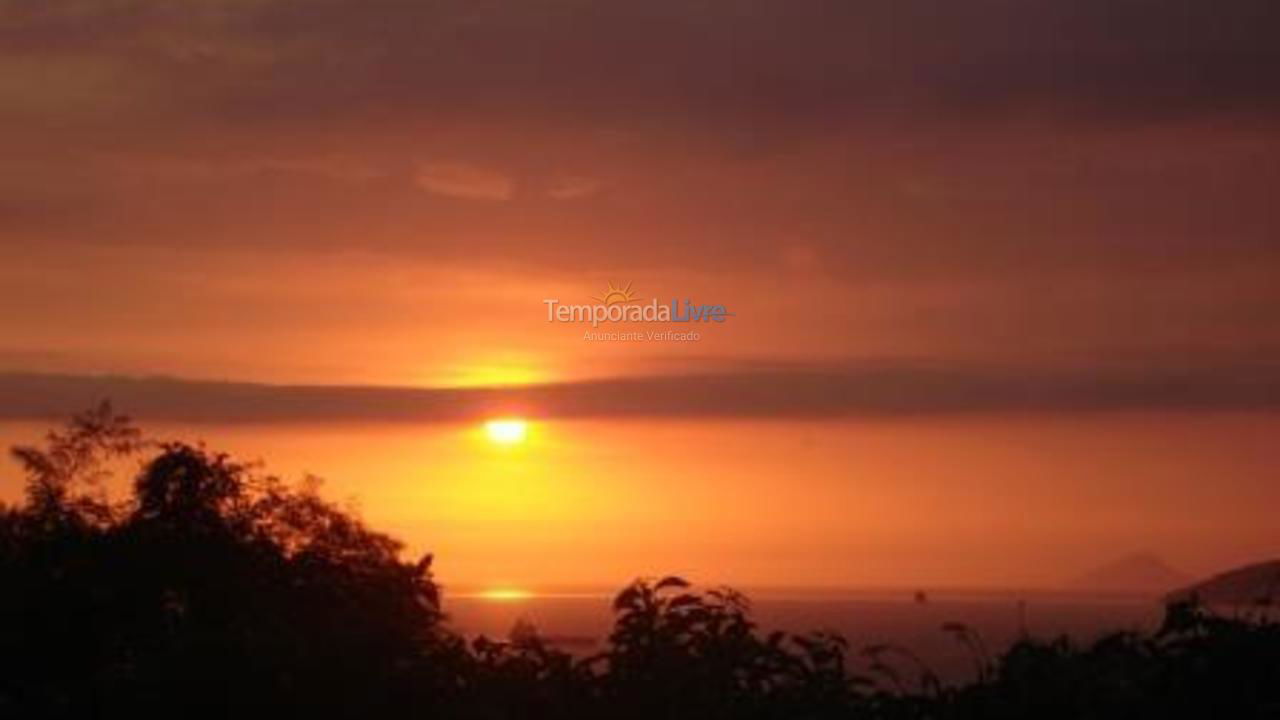 Casa para aluguel de temporada em Ilhabela (Praia da Feiticeira)