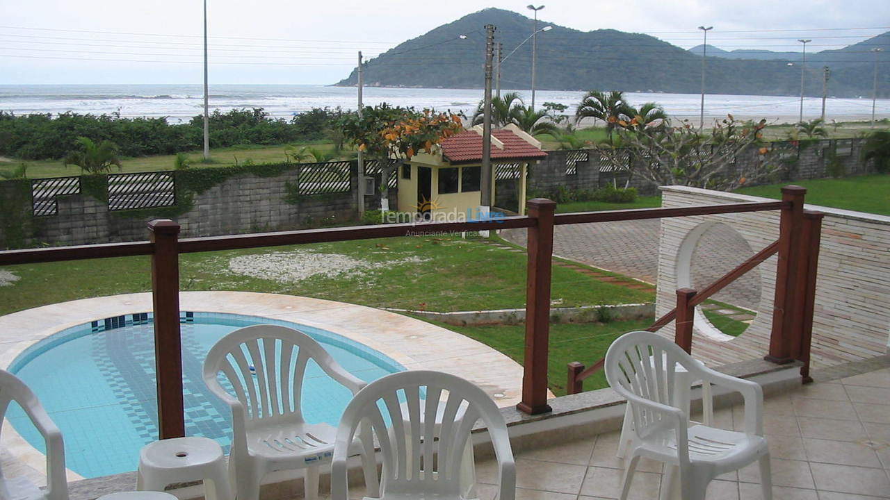 Casa para alquiler de vacaciones em Bertioga (Praia da Enseada)