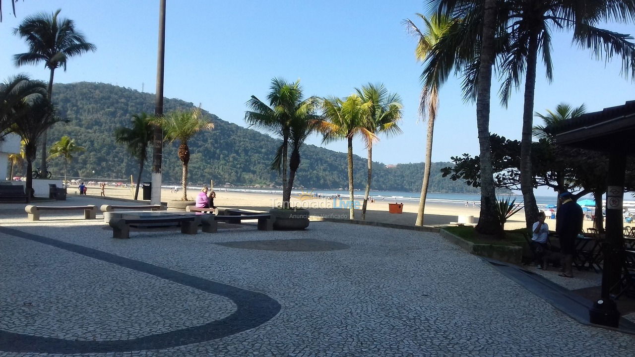 Apartamento para aluguel de temporada em Praia Grande (Canto do Forte)