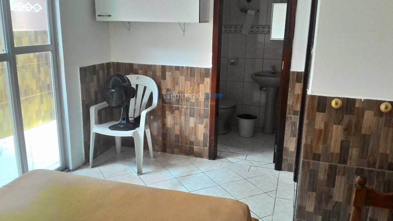 Casa para aluguel de temporada em Itapema (Meia Praia)