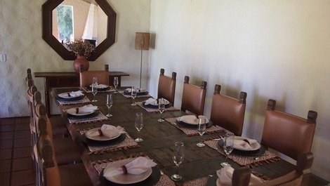 sala de jantar para 10 pessoas
