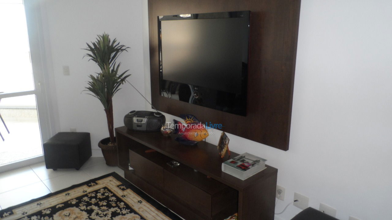 Apartamento para aluguel de temporada em Guarujá (Pitangueiras)