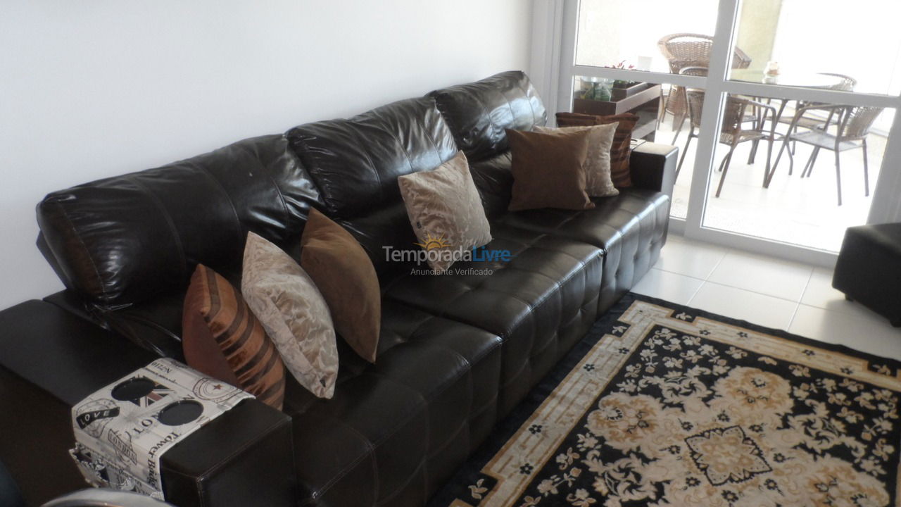 Apartamento para aluguel de temporada em Guarujá (Pitangueiras)