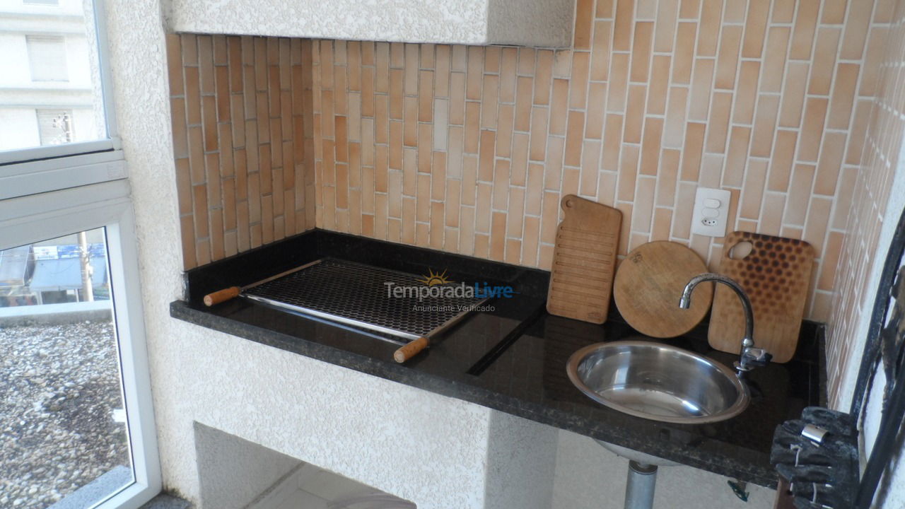 Apartamento para aluguel de temporada em Guarujá (Pitangueiras)