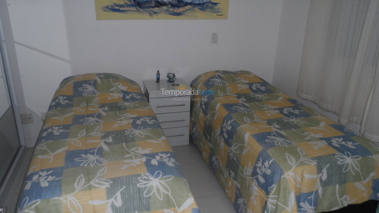 Apartamento para aluguel de temporada em Guarujá (Pitangueiras)