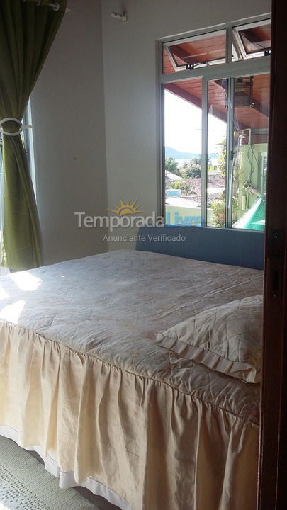 House for vacation rental in Bombinhas (Canto Grande)