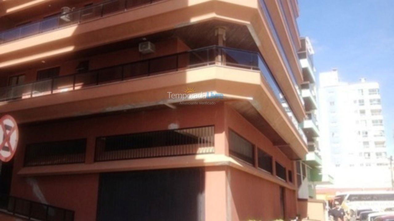Apartamento para alquiler de vacaciones em Itapema (Meia Praia)