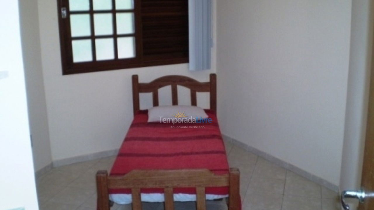 Apartamento para alquiler de vacaciones em Parnamirim (Praia de Pirangi do Norte)