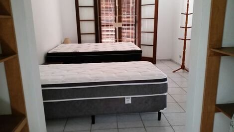Linda Casa com 4 quartos, Piscina e Churrasqueira em Ubatuba