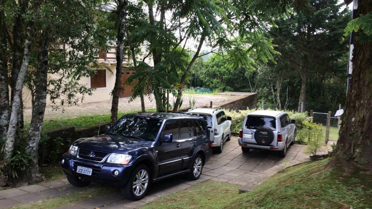Casa para alquiler de vacaciones em Gramado (Floresta)