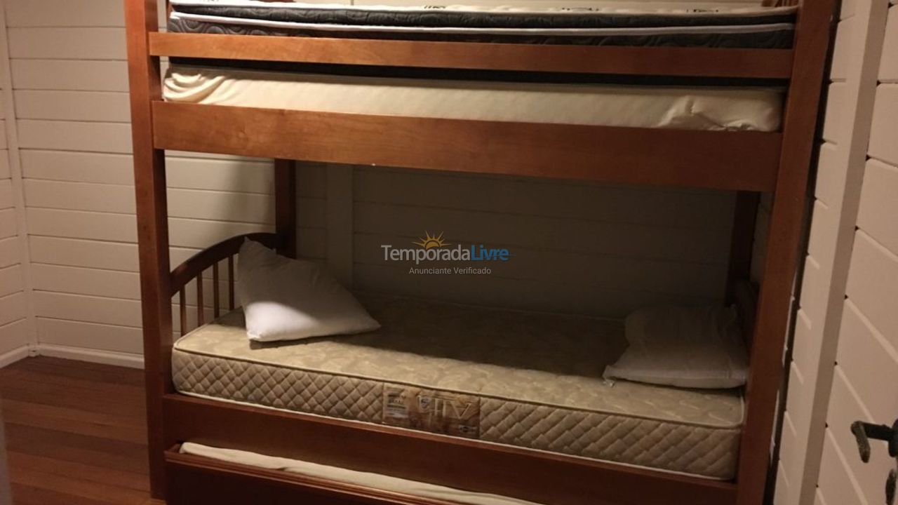 Casa para alquiler de vacaciones em Gramado (Floresta)
