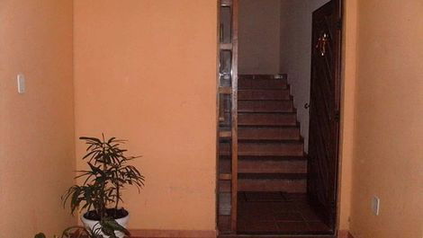Furnished house for season in Atalaia, 600 meters from the beach.