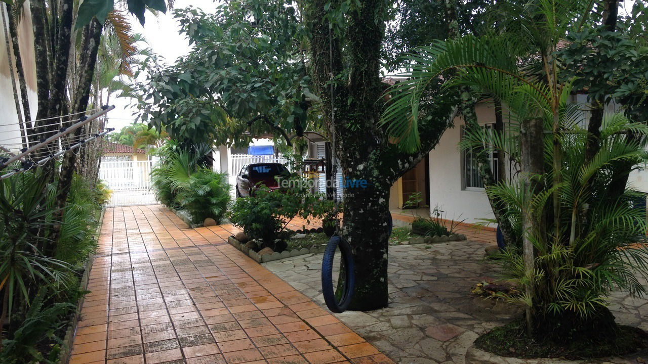 Casa para aluguel de temporada em Guaratuba (Praia do Cristo)