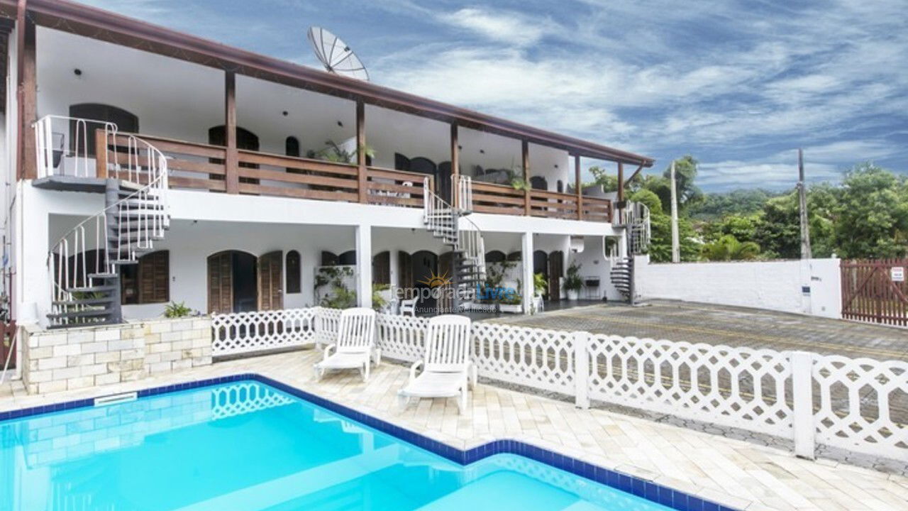 Apartment for vacation rental in Ubatuba (Maranduba)