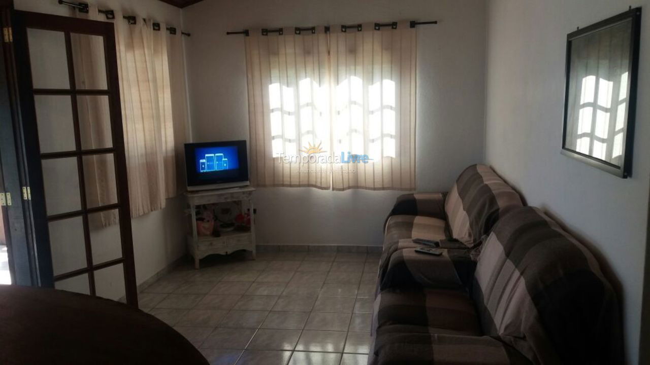 House for vacation rental in Ubatuba (Praia da Almada)