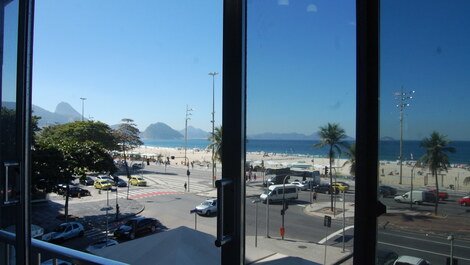 Apartamento de 3 dormitorios frente a la playa de Copacabana!