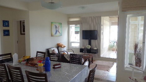 BEAUTIFUL SACRED 100M FROM THE SEA, 2 SUITES WITH AC, WIFI, GAME ROOM