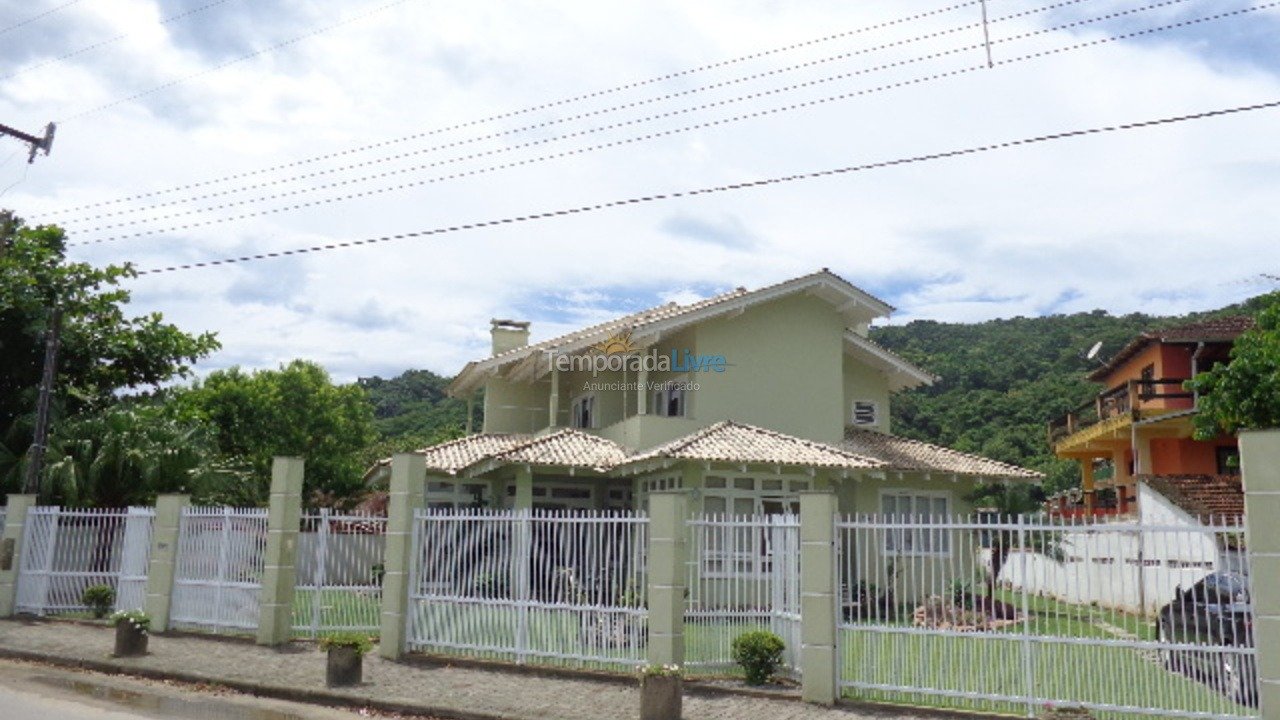 House for vacation rental in São Francisco do Sul (Forte)