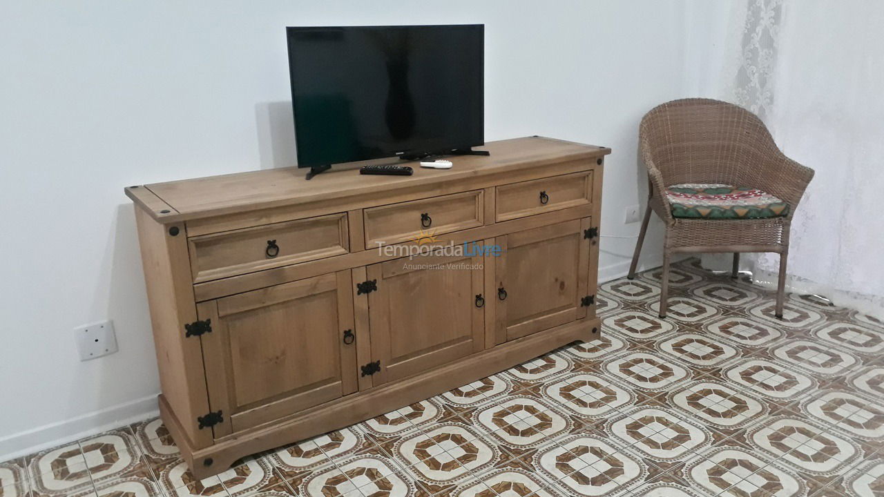 Apartamento para aluguel de temporada em Guarujá (Pitangueiras)