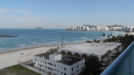 4 BEDROOM SEAFRONT APARTMENT PITANGUEIRAS, 11 PEOPLE, WIFI