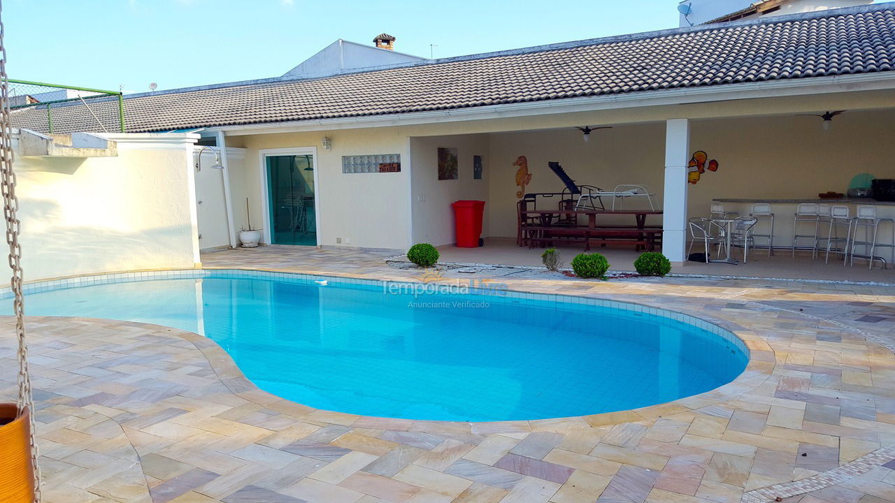Casa para aluguel de temporada em Guarujá (Praia do Pernambuco)