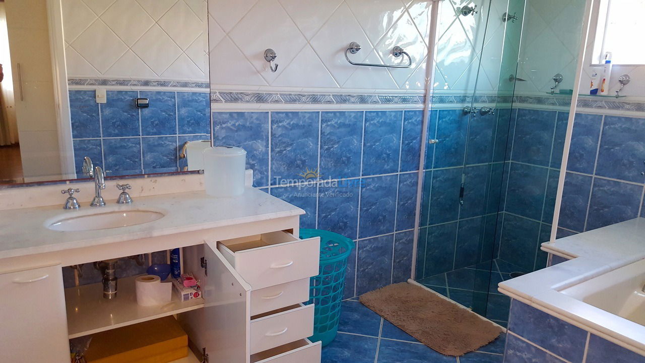 Casa para aluguel de temporada em Guarujá (Praia do Pernambuco)