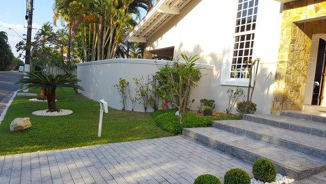 Casa en alquiler en Garden Acapulco