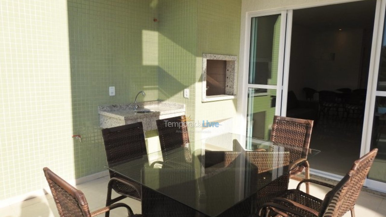 Apartment for vacation rental in Bombinhas (Praia de Bombinhas)