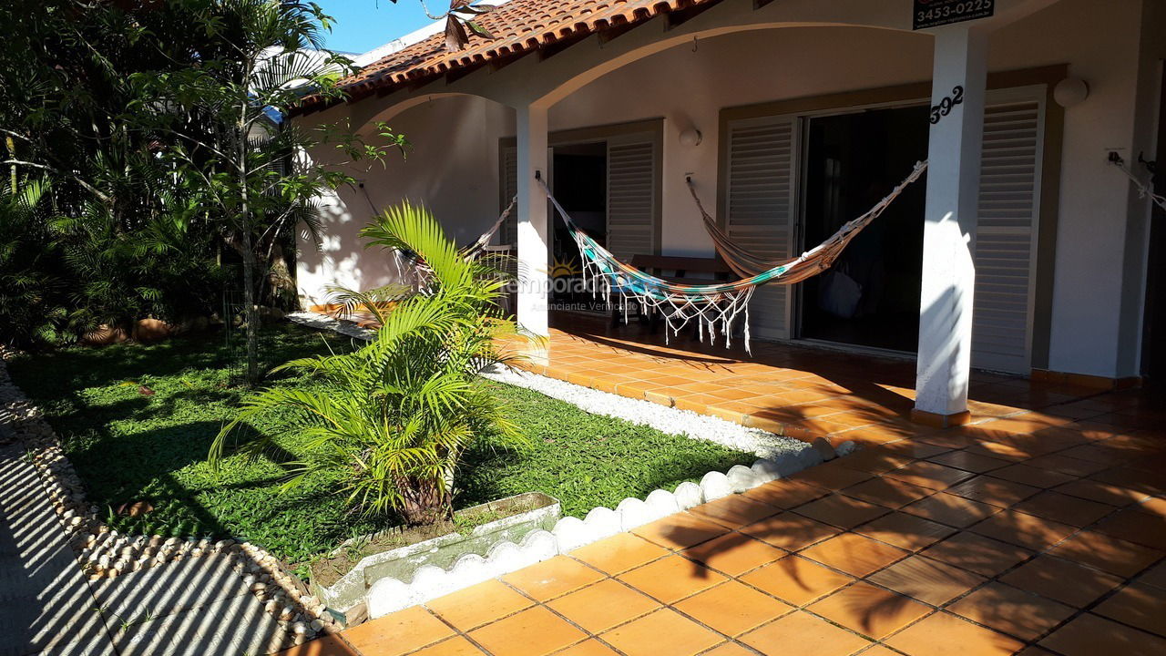 House for vacation rental in Guaratuba (Praia do Cristo)