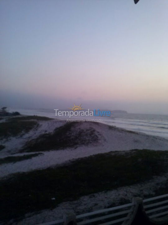 Casa para alquiler de vacaciones em Cabo Frio (Praia das Dunas)