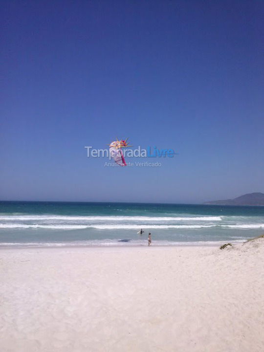 Casa para aluguel de temporada em Cabo Frio (Praia das Dunas)