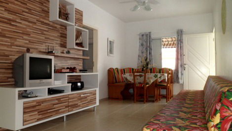 Excellent house with 04 bedrooms (02 suites), 250m from the beach