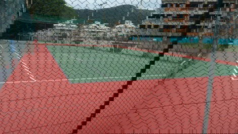 Apt of 02 dormitories being a suite one block from the sea.