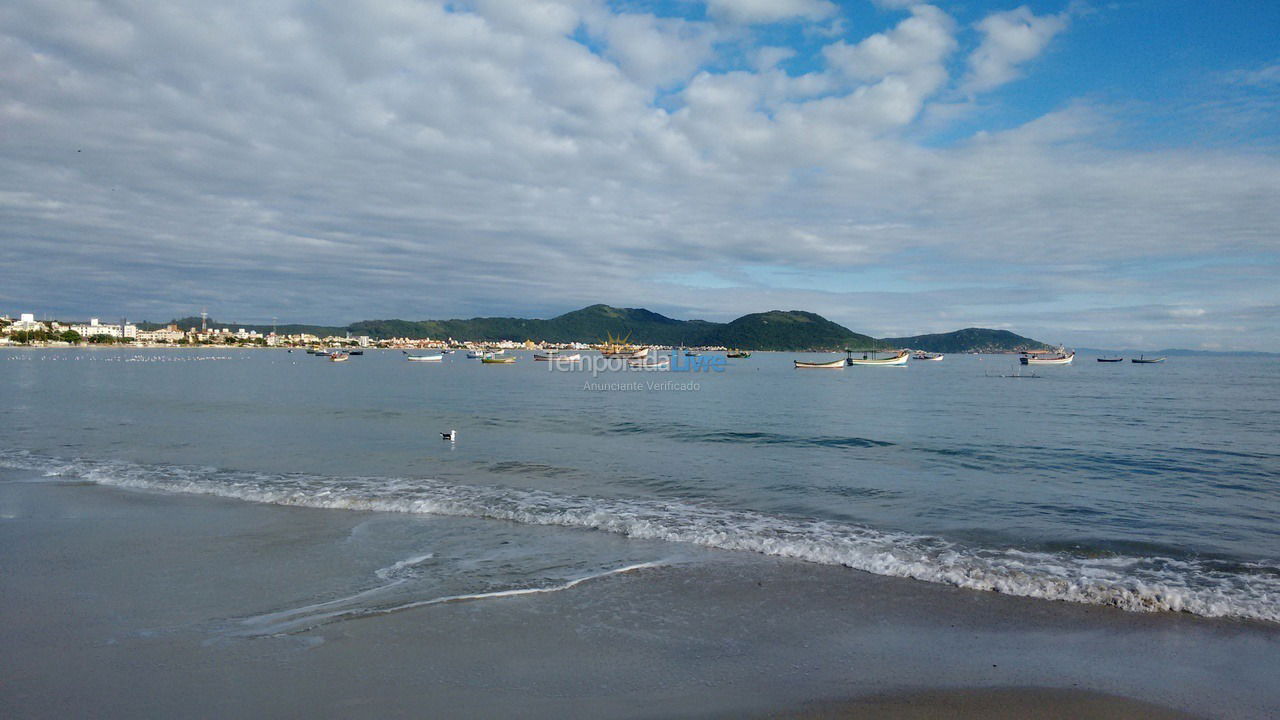 Casa para aluguel de temporada em Florianopolis (Praia dos Ingleses)